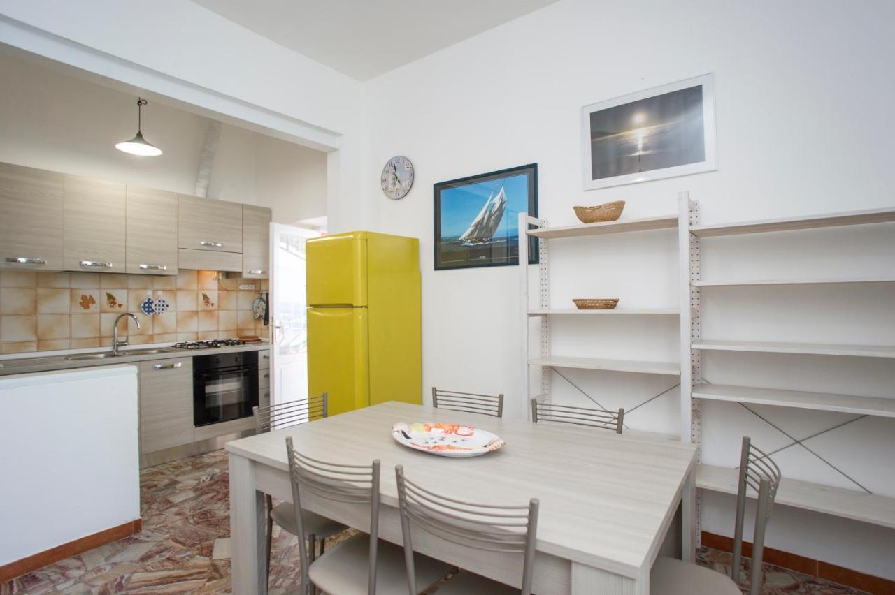 Villa La Terrazza Sul Mare - Goelba Фетовая Екстериор снимка